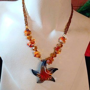 Glass star necklace